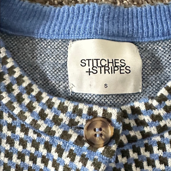 adorable cardigan! - Picture 2 of 3